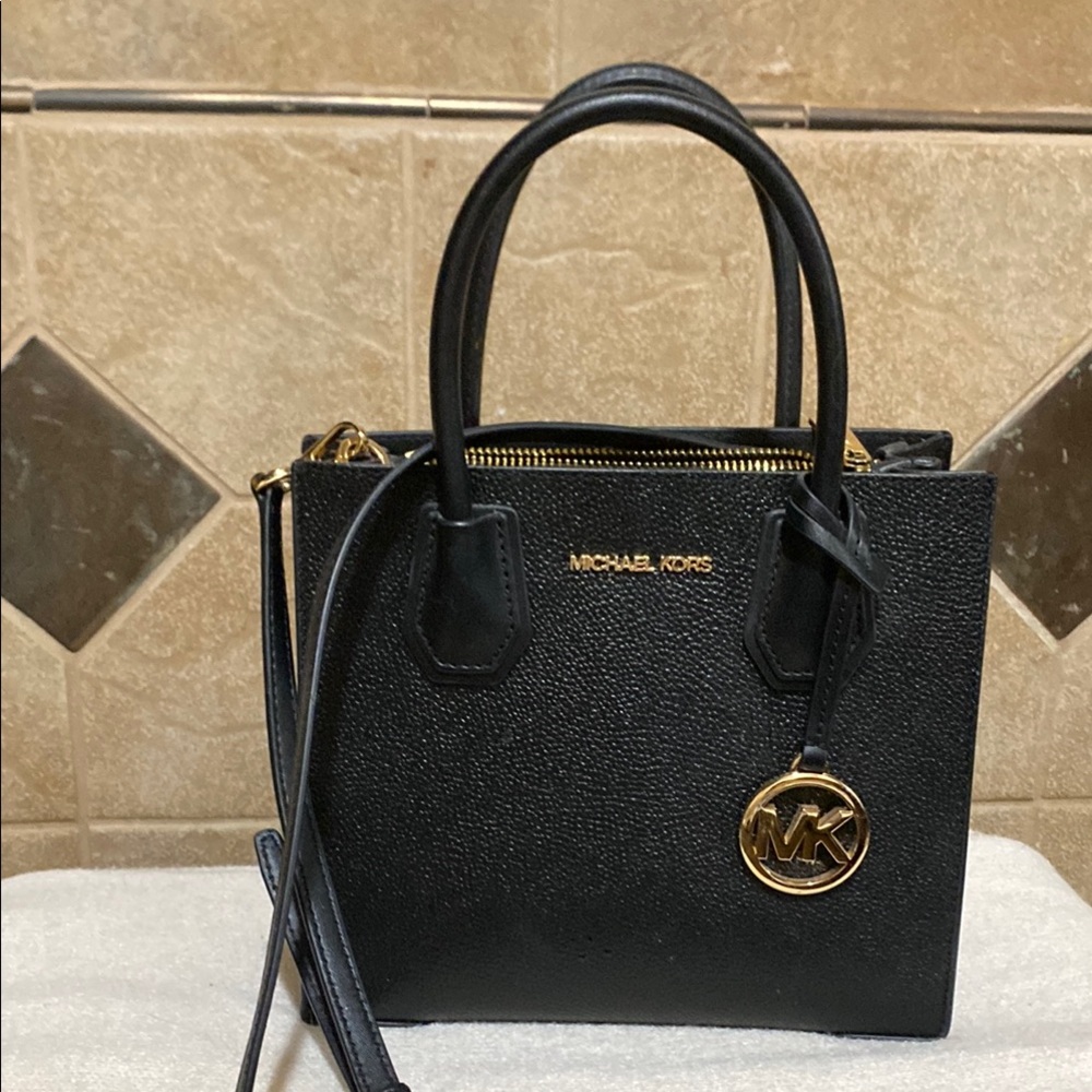 Michael Kors Black Bag w/Structured Shape & Gold Hardware ***Brand New! No tags.